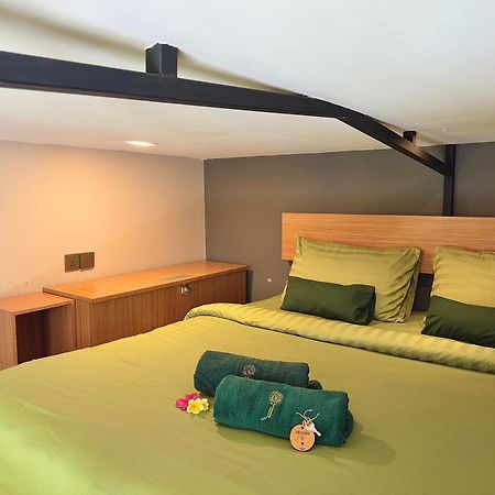 The Jungle Hostel Canggu Buitenkant foto