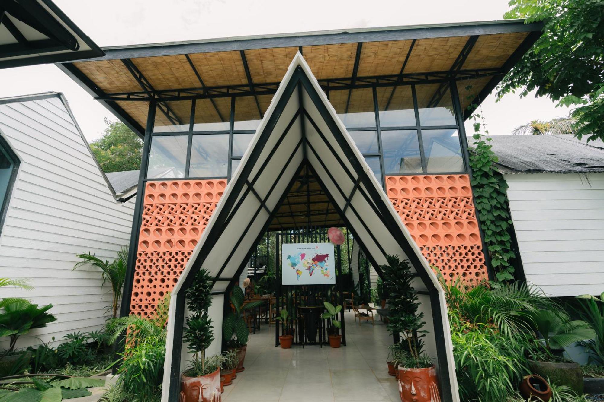 The Jungle Hostel Canggu Buitenkant foto